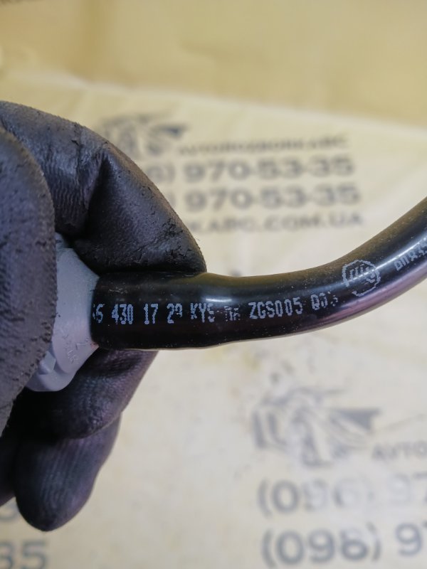 Трубка вакуумна gl 450 2015 x166 276 3.0 biturbo