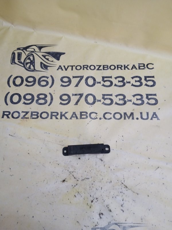 Запчасть антена безключового доступа Mercedes-Benz gl 450 2015 x166 276 3.0 biturbo A2059053005 Б/У Антена безключового доступа Mercedes-Benz gl 450 2015 x166 276 3.0 biturbo A2059053005 Б/У