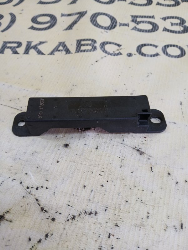 Антена безключового доступа gl 450 2015 x166 276 3.0 biturbo Антена безключового доступа gl 450 2015 x166 276 3.0 biturbo