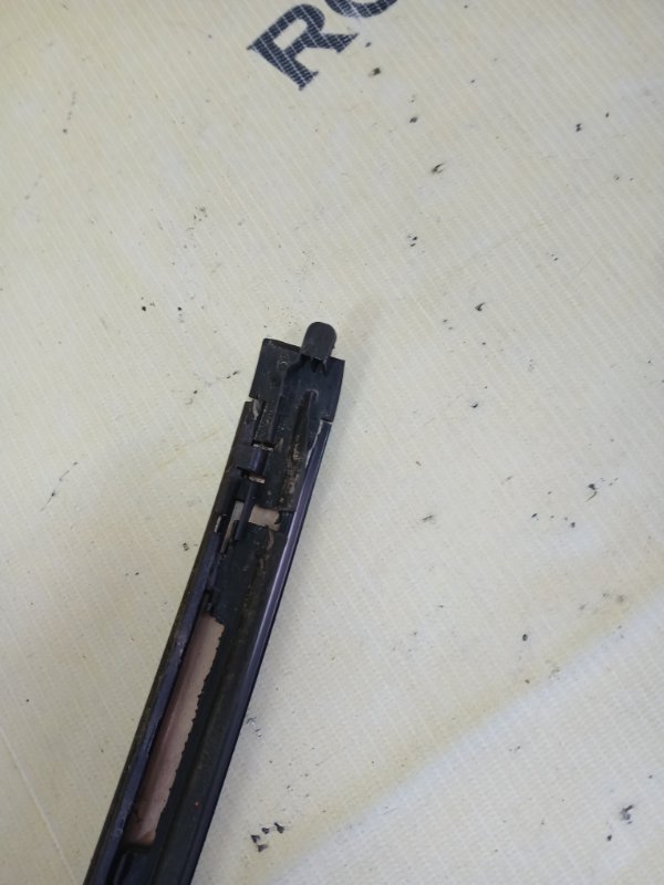 Молдинг лобового стекла передний левый gl 450 2015 x166 276 3.0 biturbo