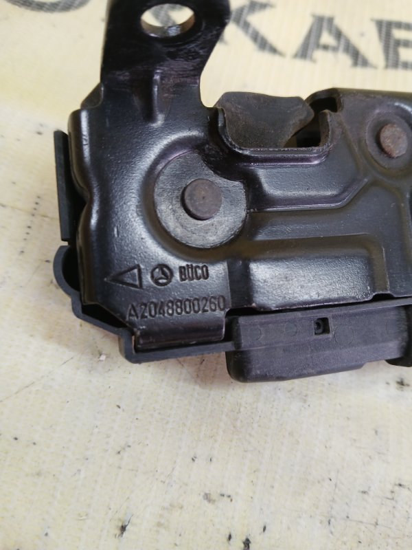 Замок капота передний gl 450 2015 x166 276 3.0 biturbo Замок капота передний gl 450 2015 x166 276 3.0 biturbo