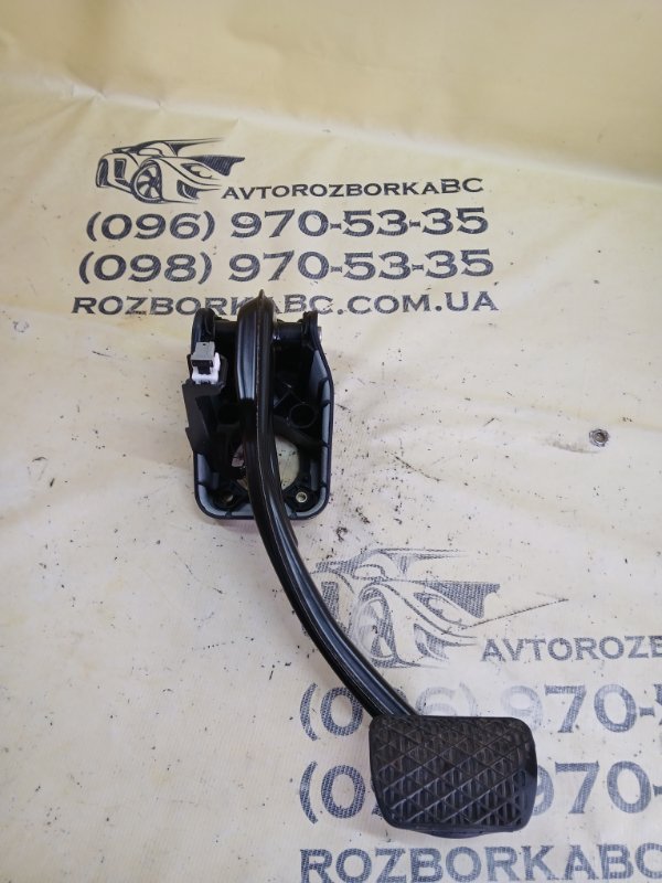 Педаль тормоза Mercedes-Benz gl 450 2015 x166 276 3.0 biturbo A1662900001 Б/У