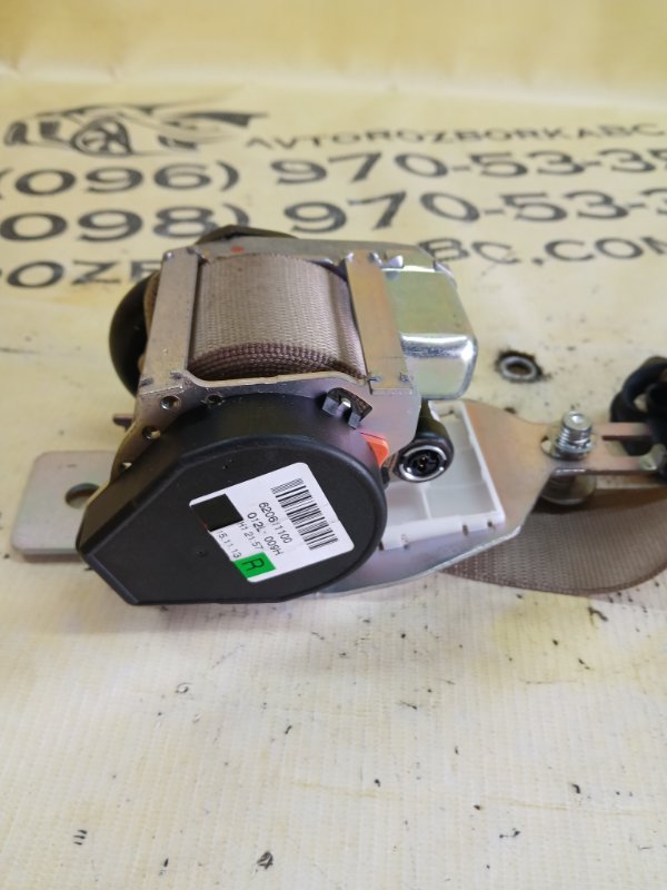 Ремень безопасности задний правый gl 450 2015 x166 276 3.0 biturbo Ремень безопасности задний правый gl 450 2015 x166 276 3.0 biturbo