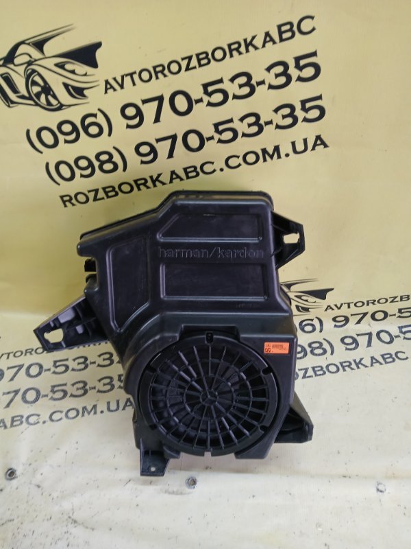 Запчасть сабвуфер задний Mercedes-Benz gl 450 2015 x166 276 3.0 biturbo A1668202802 Б/У Сабвуфер задний Mercedes-Benz gl 450 2015 x166 276 3.0 biturbo A1668202802 Б/У