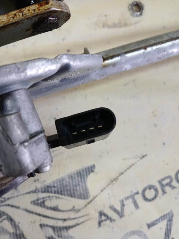 Трапеция дворников gl 450 2015 x166 276 3.0 biturbo