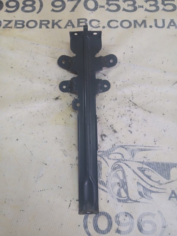 Кронштейн замка капота передний gl 450 2015 x166 276 3.0 biturbo Кронштейн замка капота передний gl 450 2015 x166 276 3.0 biturbo