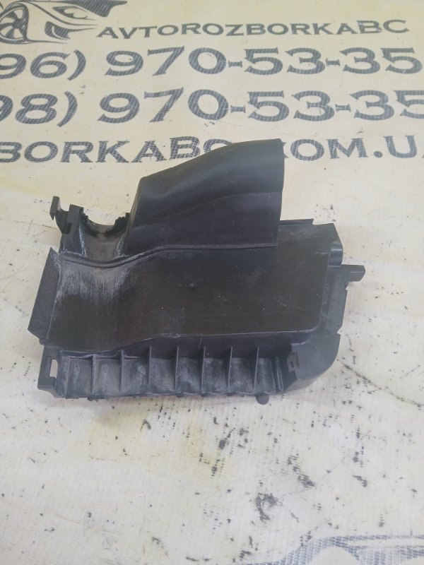 Накладка кузова передняя левая gl 450 2015 x166 276 3.0 biturbo Накладка кузова передняя левая gl 450 2015 x166 276 3.0 biturbo