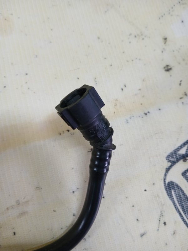 Трубка топливная Mercedes-Benz gl 450 x166 276 3.0 biturbo Трубка топливная Mercedes-Benz gl 450 x166 276 3.0 biturbo