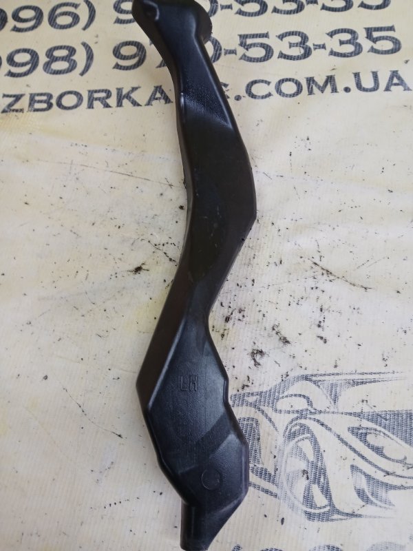 Водосток передний левый gl 450 2015 x166 276 3.0 biturbo Водосток передний левый gl 450 2015 x166 276 3.0 biturbo