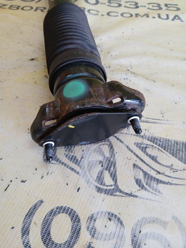 Амортизатор подвески задний правый gl 450 2015 x166 276 3.0 biturbo Амортизатор подвески задний правый gl 450 2015 x166 276 3.0 biturbo