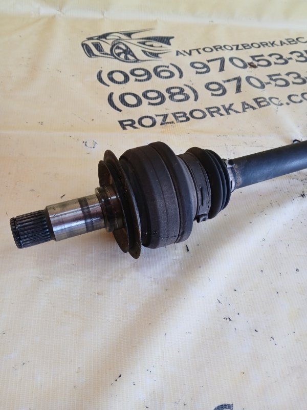 Полуось задний правый gl 450 2015 x166 276 3.0 biturbo Полуось задний правый gl 450 2015 x166 276 3.0 biturbo