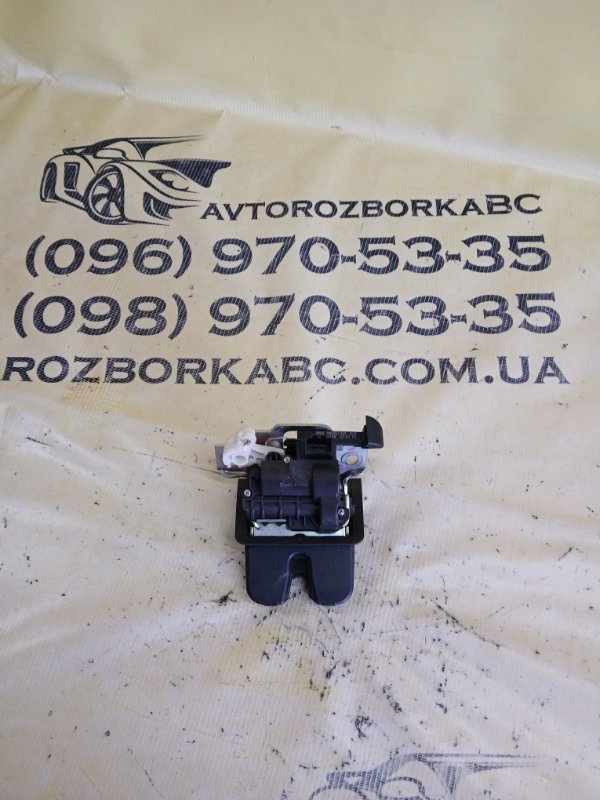 Запчасть замок багажника задний Volkswagen Tiguan 2019 Allspace 2.0 DGUA 5NN827505 Б/У Замок багажника задний Volkswagen Tiguan 2019 Allspace 2.0 DGUA 5NN827505 Б/У