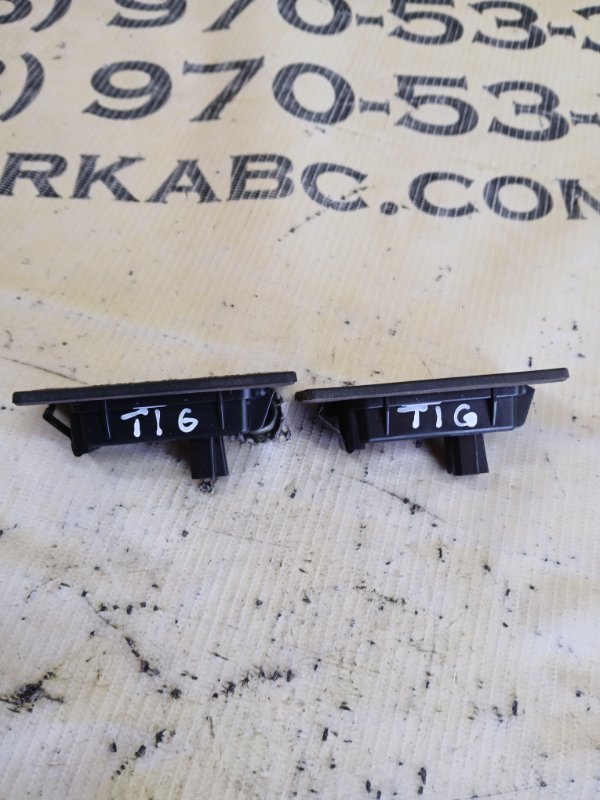 Подсветка номера задняя Volkswagen Tiguan Allspace 2.0 DGUA Подсветка номера задняя Volkswagen Tiguan Allspace 2.0 DGUA