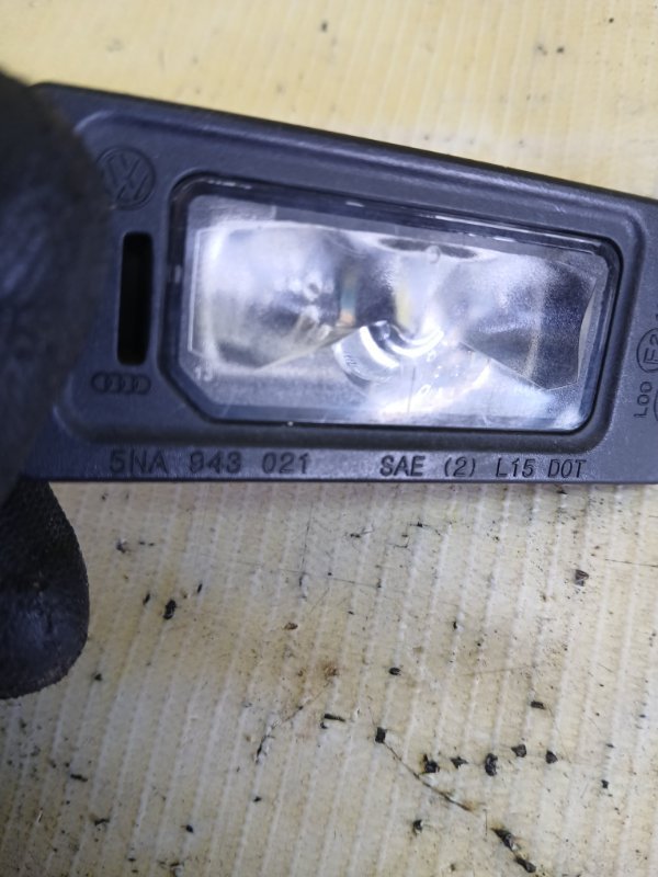 Подсветка номера задняя Tiguan 2019 Allspace 2.0 DGUA Подсветка номера задняя Tiguan 2019 Allspace 2.0 DGUA