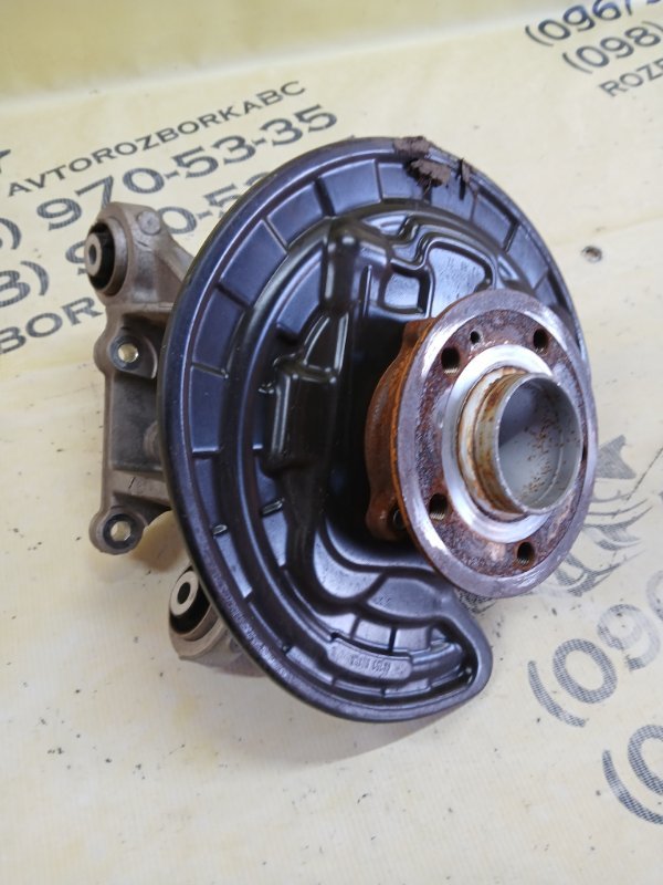 Цапфа задняя правая GLB 2022 250 26092030411829