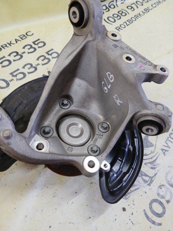 Цапфа задняя правая GLB 2022 250 26092030411829