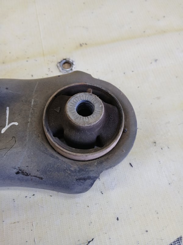 Рычаг передний левый Tiguan 2019 Allspace 2.0 DGUA Рычаг передний левый Tiguan 2019 Allspace 2.0 DGUA