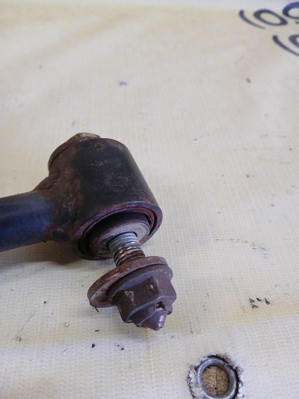 Рычаг поперечный задний левый Mercedes-Benz gl 450 x166 276 3.0 biturbo Рычаг поперечный задний левый Mercedes-Benz gl 450 x166 276 3.0 biturbo