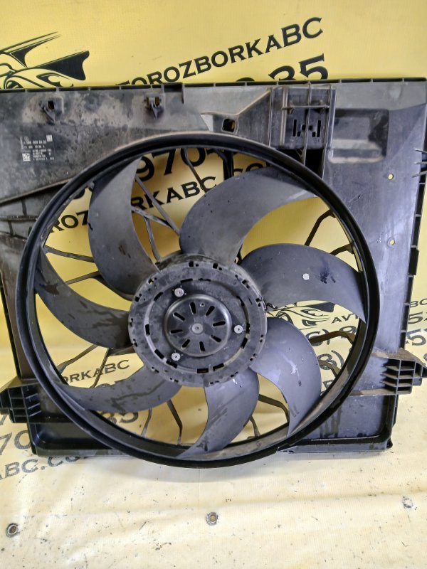 Дифузор радиатора gl 450 2015 x166 276 3.0 biturbo Дифузор радиатора gl 450 2015 x166 276 3.0 biturbo