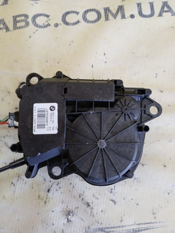 Привод /актуатор замка багажника X1 2017 F48 B46A20 Привод /актуатор замка багажника X1 2017 F48 B46A20