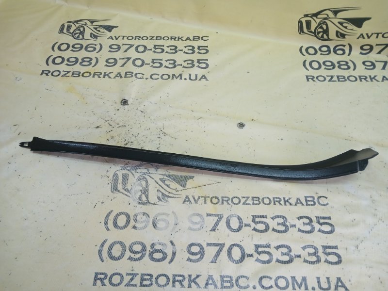 Молдинг лобового стекла правый Mercedes-Benz GLB 2022 250 26092030411829 A2476904800 Б/У