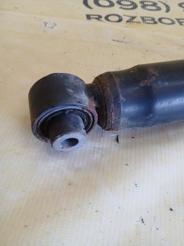 Амортизатор подвески задний Q7 2020 4M DCBD Амортизатор подвески задний Q7 2020 4M DCBD