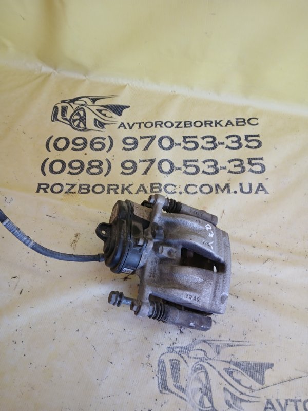 Запчасть суппорт тормозной задний левый Audi Q7 2020 4M DCBD 4M0615403A Б/У Суппорт тормозной задний левый Audi Q7 2020 4M DCBD 4M0615403A Б/У