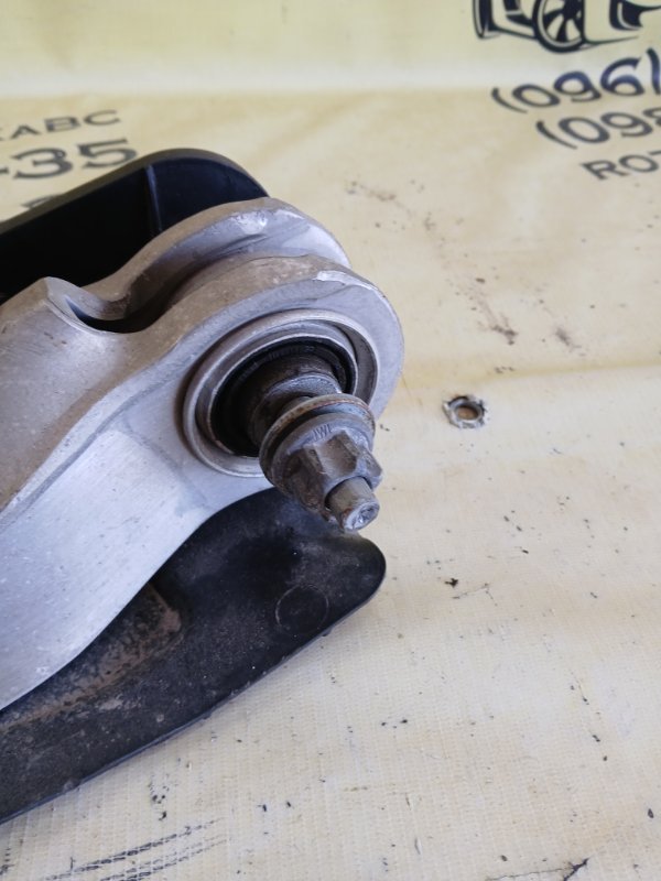 Рычаг подвески нижний задний Q7 2020 4M DCBD Рычаг подвески нижний задний Q7 2020 4M DCBD