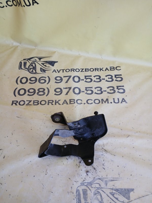 Запчасть кронштейн блока abs Mercedes-Benz gl 450 2015 x166 276 3.0 biturbo A1664310140 Б/У Кронштейн блока ABS Mercedes-Benz gl 450 2015 x166 276 3.0 biturbo A1664310140 Б/У