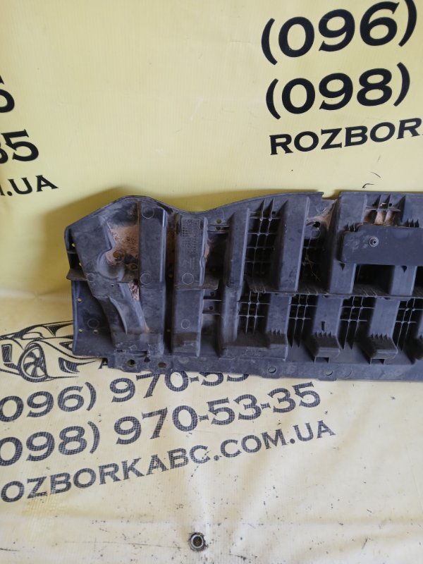 Накладка радиатора Altima 2019 L34 2.5 Накладка радиатора Altima 2019 L34 2.5