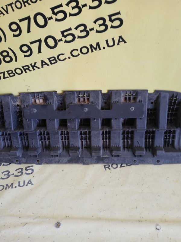 Накладка радиатора Nissan Altima L34 2.5 Накладка радиатора Nissan Altima L34 2.5