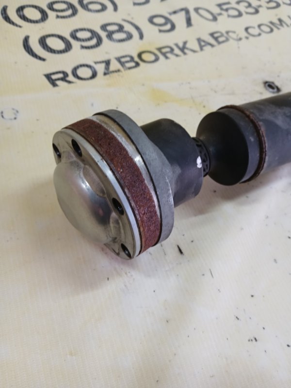 Карданный вал передний gl 450 2015 x166 276 3.0 biturbo Карданный вал передний gl 450 2015 x166 276 3.0 biturbo