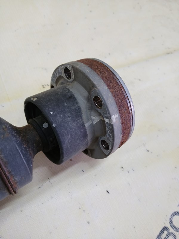 Карданный вал передний gl 450 2015 x166 276 3.0 biturbo Карданный вал передний gl 450 2015 x166 276 3.0 biturbo