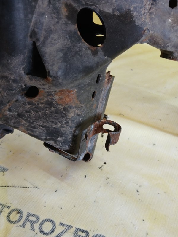 Подрамник/балка подвески передняя gl 450 2015 x166 276 3.0 biturbo Подрамник/балка подвески передняя gl 450 2015 x166 276 3.0 biturbo