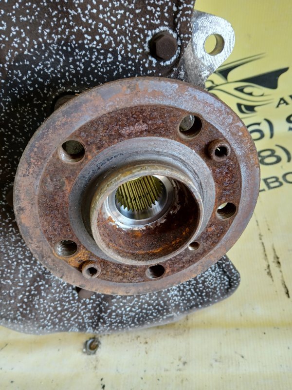 Цапфа передняя левая gl 450 2015 x166 276 3.0 biturbo Цапфа передняя левая gl 450 2015 x166 276 3.0 biturbo