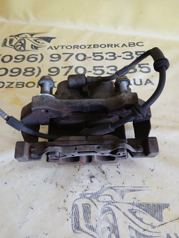 Суппорт тормозной передний левый gl 450 2015 x166 276 3.0 biturbo Суппорт тормозной передний левый gl 450 2015 x166 276 3.0 biturbo