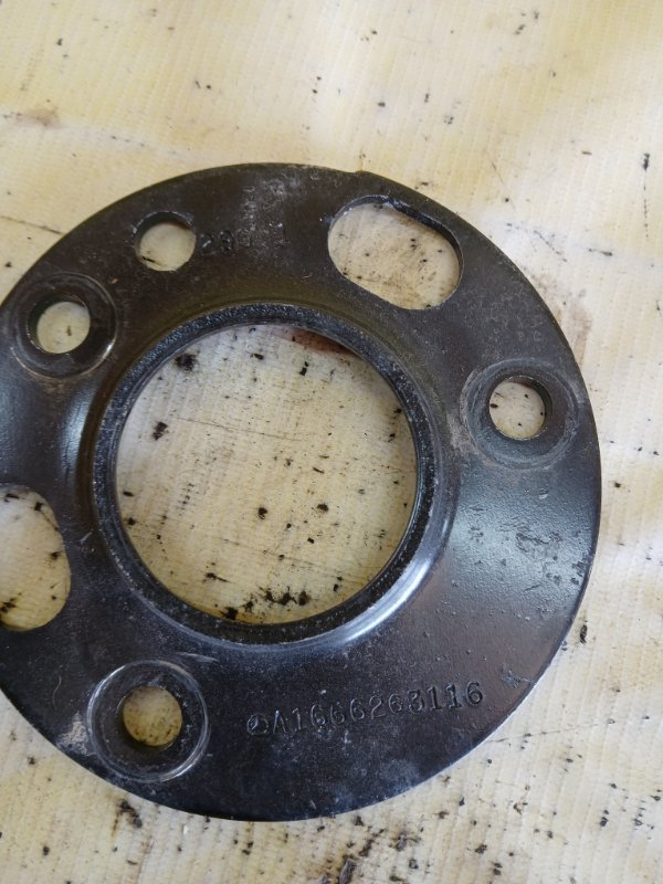 Опора стойки передняя gl 450 2015 x166 276 3.0 biturbo Опора стойки передняя gl 450 2015 x166 276 3.0 biturbo