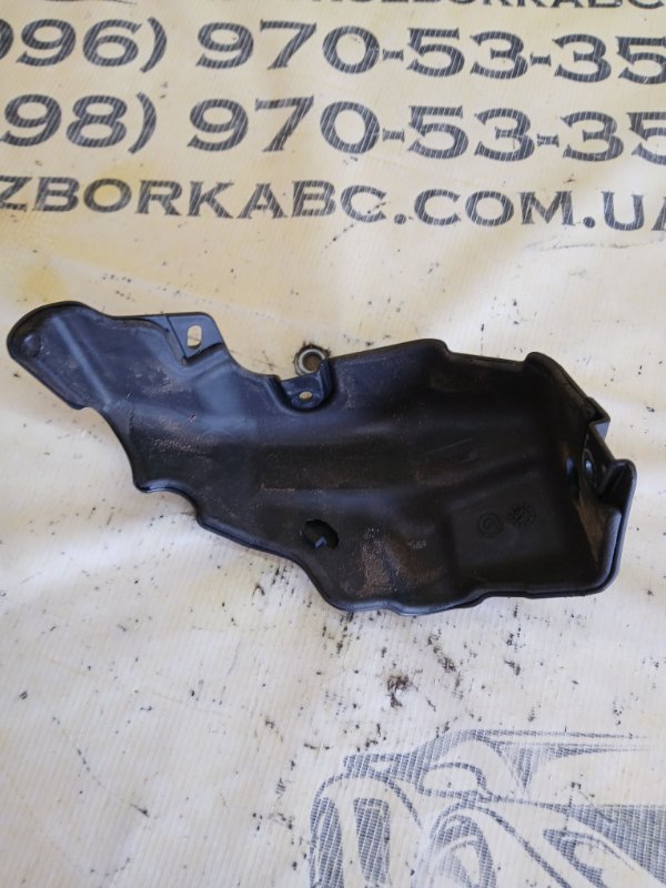 Шумоизоляция насоса топливного Mercedes-Benz gl 450 x166 276 3.0 biturbo Шумоизоляция насоса топливного Mercedes-Benz gl 450 x166 276 3.0 biturbo