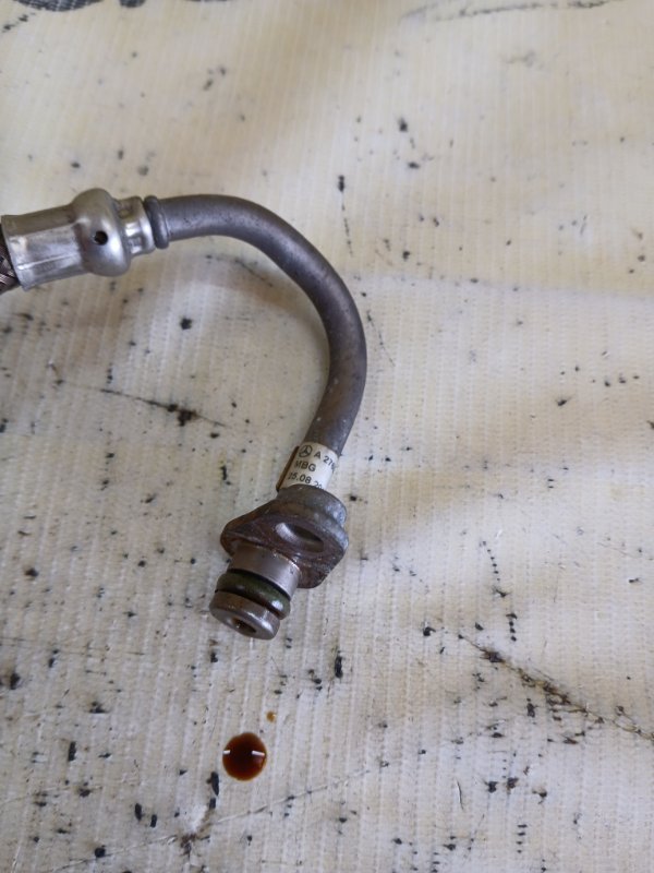 Трубка турбины gl 450 2015 x166 276 3.0 biturbo Трубка турбины gl 450 2015 x166 276 3.0 biturbo