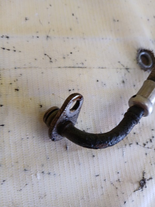 Трубка турбины Mercedes-Benz gl 450 x166 276 3.0 biturbo Трубка турбины Mercedes-Benz gl 450 x166 276 3.0 biturbo