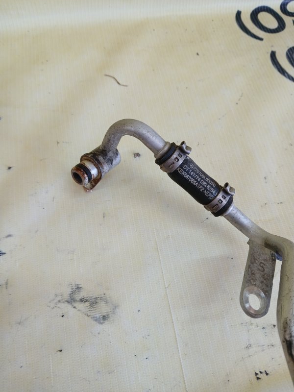 Трубка системи охлаждение gl 450 2015 x166 276 3.0 biturbo Трубка системи охлаждение gl 450 2015 x166 276 3.0 biturbo