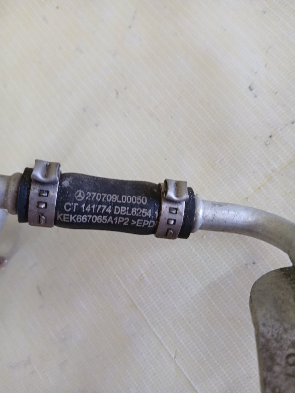 Трубка системи охлаждение gl 450 2015 x166 276 3.0 biturbo Трубка системи охлаждение gl 450 2015 x166 276 3.0 biturbo