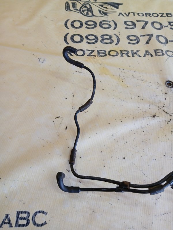 Трубка вакуумна gl 450 2015 x166 276 3.0 biturbo