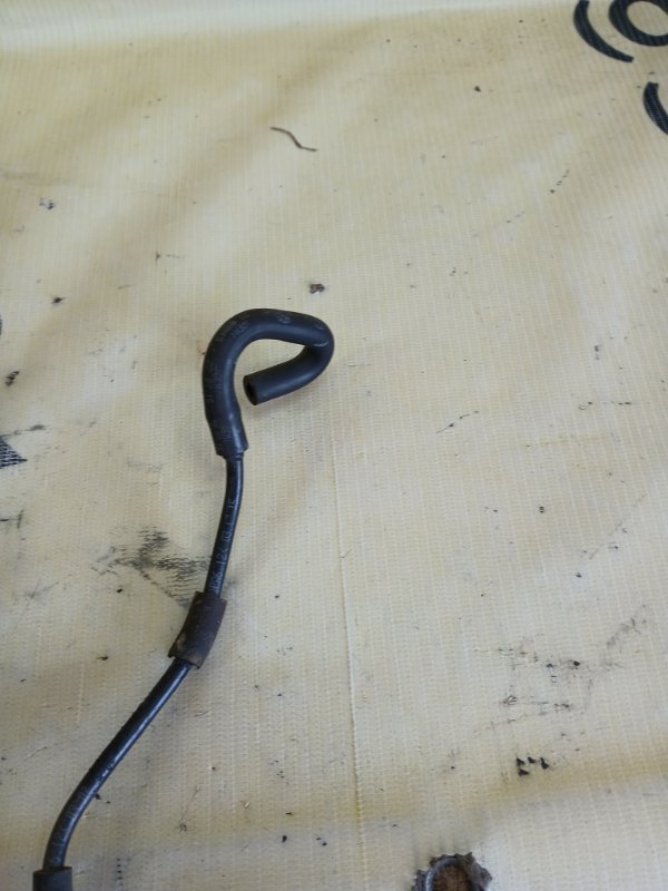 Трубка вакуумна Mercedes-Benz gl 450 x166 276 3.0 biturbo