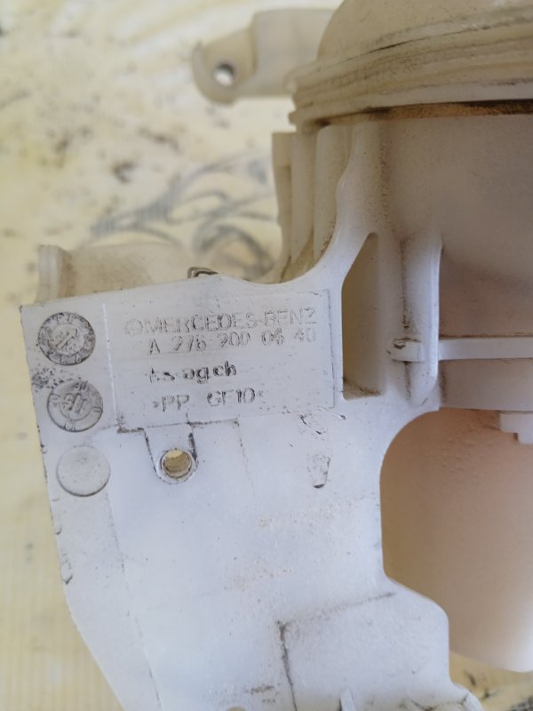 Бачок омывателя gl 450 2015 x166 276 3.0 biturbo Бачок омывателя gl 450 2015 x166 276 3.0 biturbo