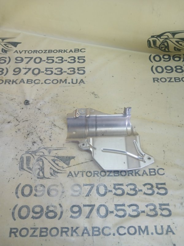 Защита двигателя GLB 2022 250 26092030411829 Защита двигателя GLB 2022 250 26092030411829