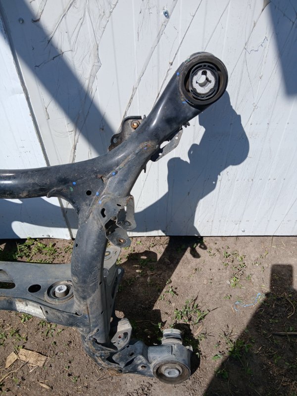 Подрамник/балка подвески задняя Audi Q7 4M 3.0 Подрамник/балка подвески задняя Audi Q7 4M 3.0