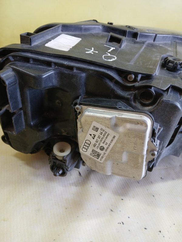 Фара передняя левая Q7 2016 4M 3.0 Фара передняя левая Q7 2016 4M 3.0