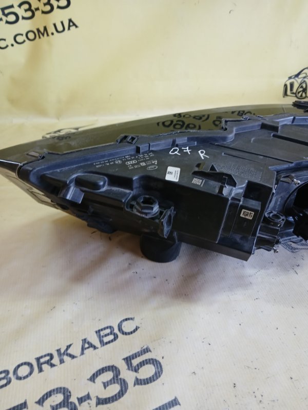 Фара передняя правая Q7 2016 4M 3.0 Фара передняя правая Q7 2016 4M 3.0