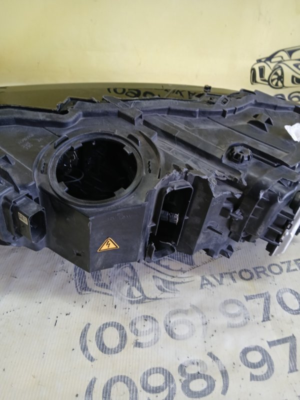 Фара передняя правая Q7 2016 4M 3.0 Фара передняя правая Q7 2016 4M 3.0